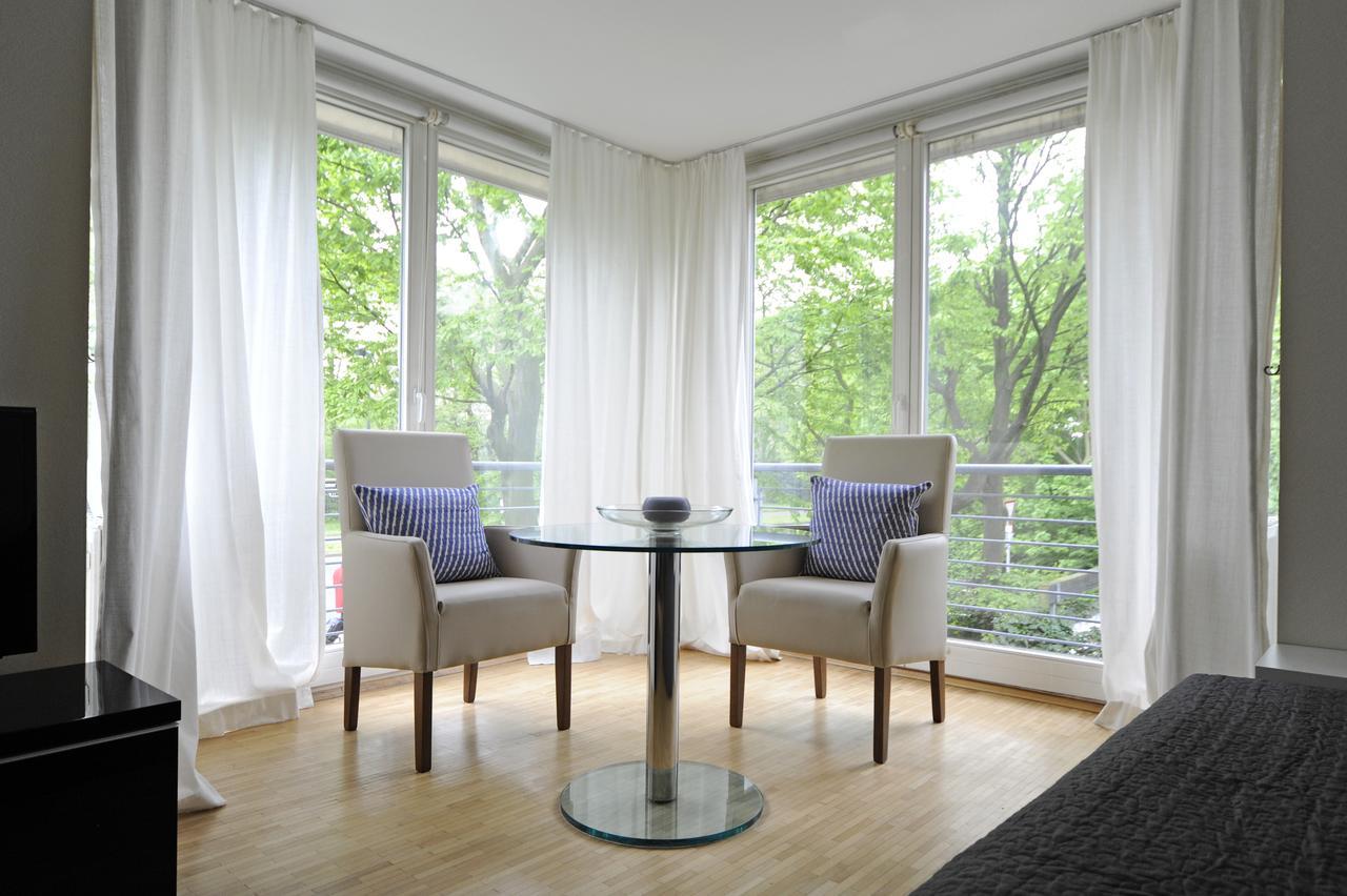 Aparthotel Parkside House 2*